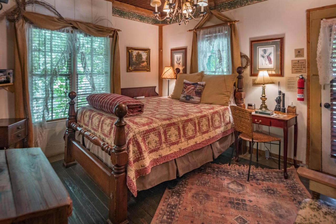 Country Woods Inn Глен-Роуз Екстер'єр фото